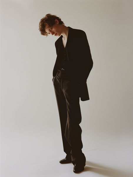 man casual pose_cuan digital.id (96) .png